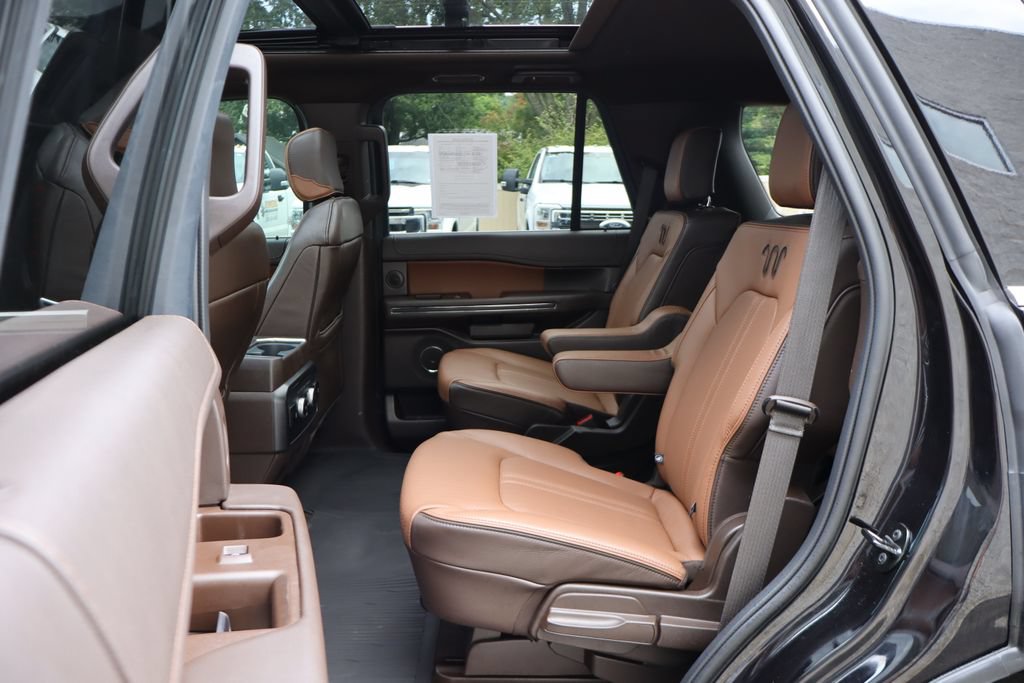 Used 2024 Ford Expedition King Ranch AWD/4WD image 10
