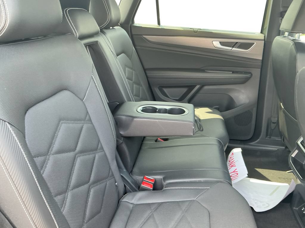 Used 2026 Volkswagen Atlas Cross Sport SE AWD/4WD image 18