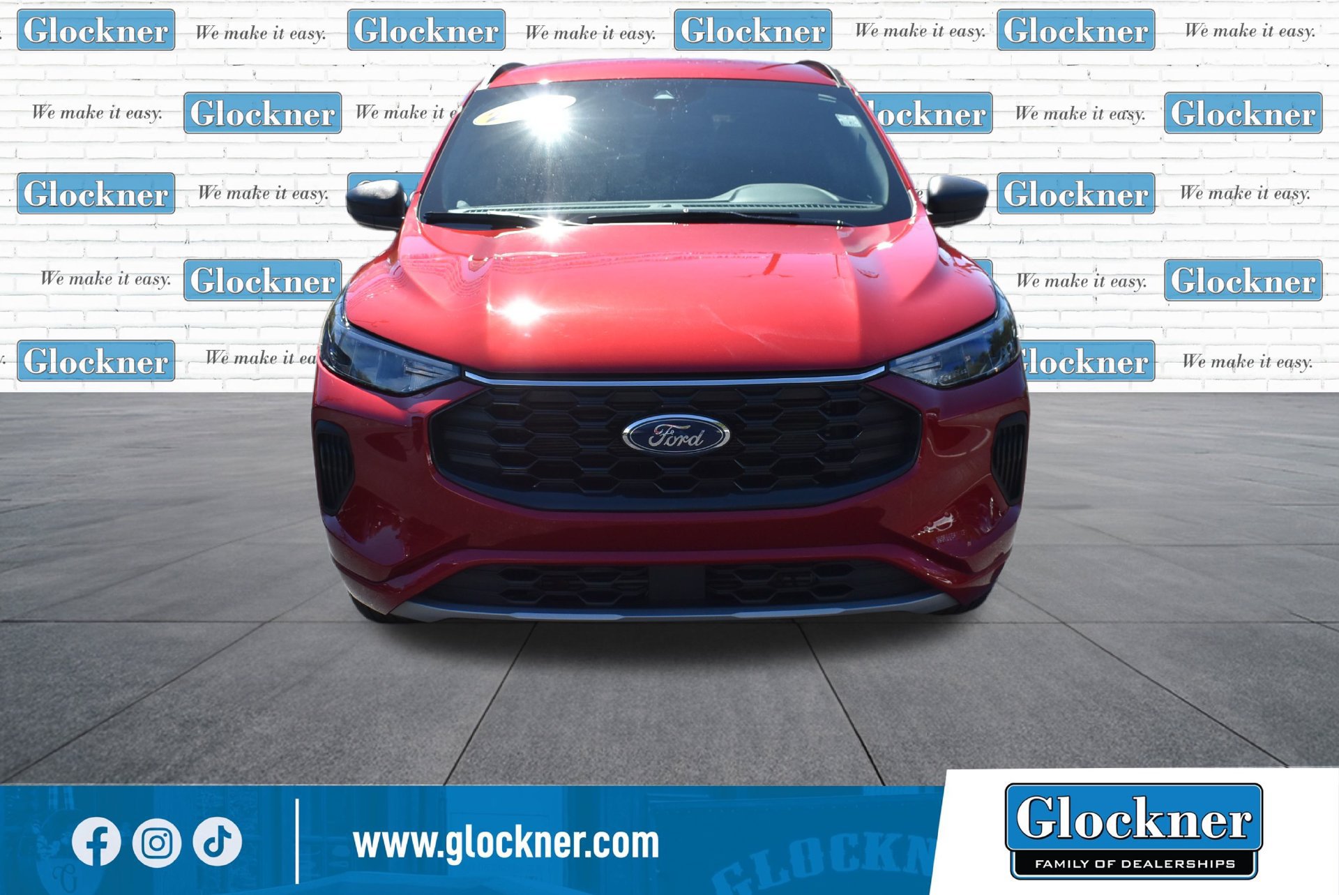 Used 2024 Ford Escape ST-Line w/ Tech Pack #1 AWD/4WD image 2