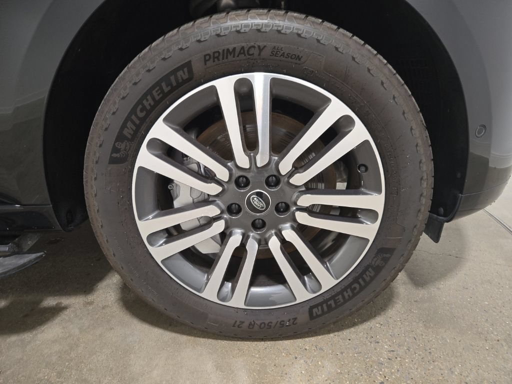 Used 2024 Land Rover Range Rover SE AWD/4WD image 26