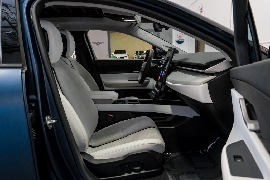 Used 2023 Fisker Ocean One image 34