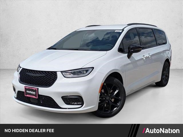 New 2026 Chrysler Pacifica Select w/ S Appearance Package FWD image 1