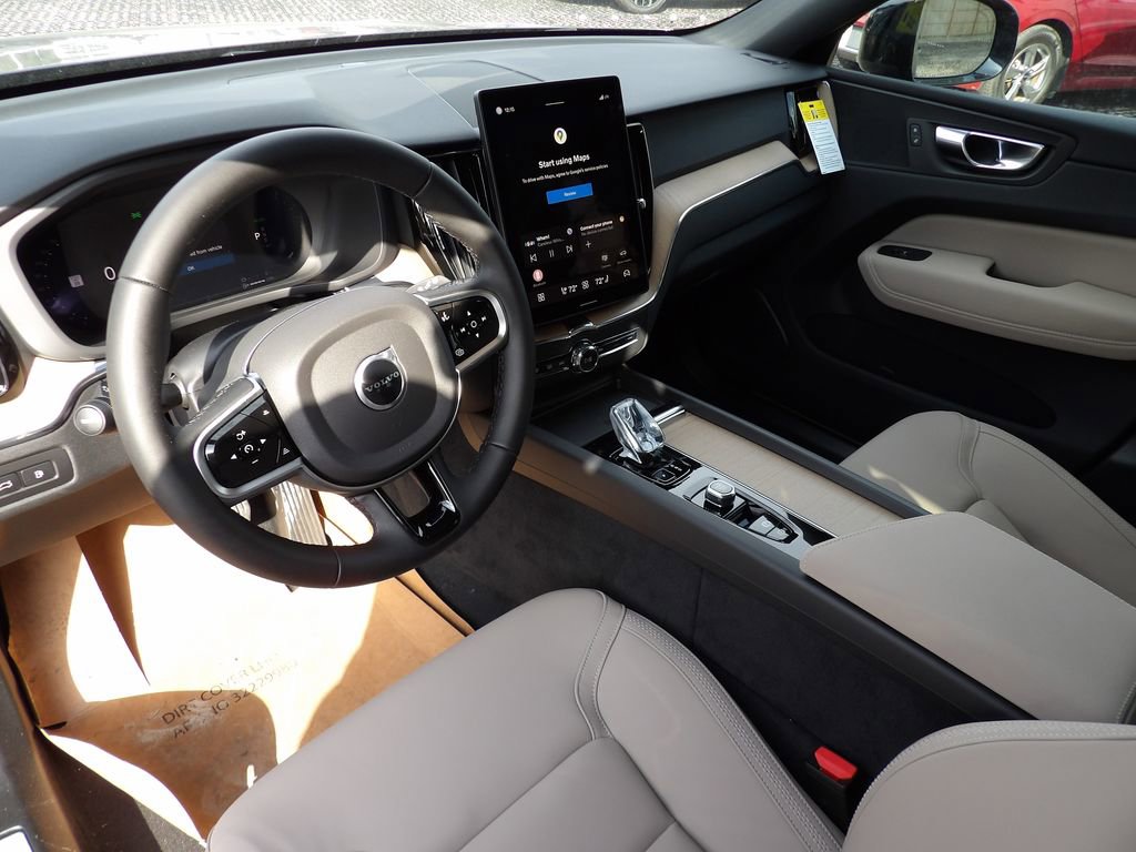 New 2026 Volvo XC60 T8 Core w/ Protection Package Premier image 13