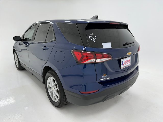 Used 2022 Chevrolet Equinox LS w/ LS Convenience Package image 18
