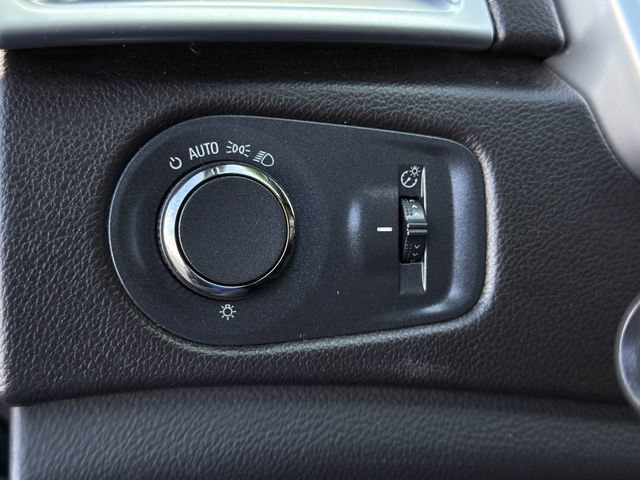 Used 2015 Cadillac SRX Luxury w/ Driver Awareness Package FWD image 25