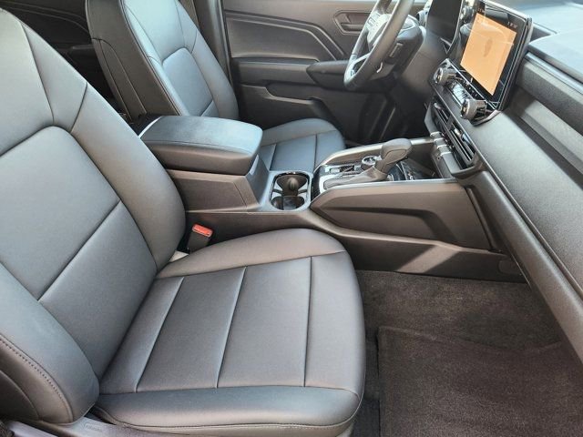 Used 2025 Chevrolet Colorado Trail Boss image 20