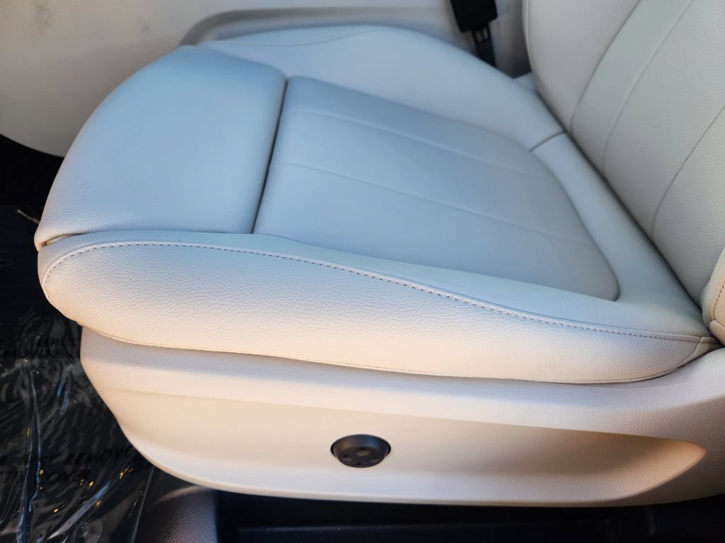 New 2026 Mercedes-Benz GLA 250 4MATIC image 24