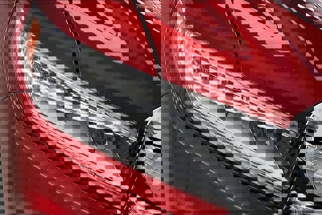 Certified 2023 GMC Acadia SLT w/ Preferred Package image 26