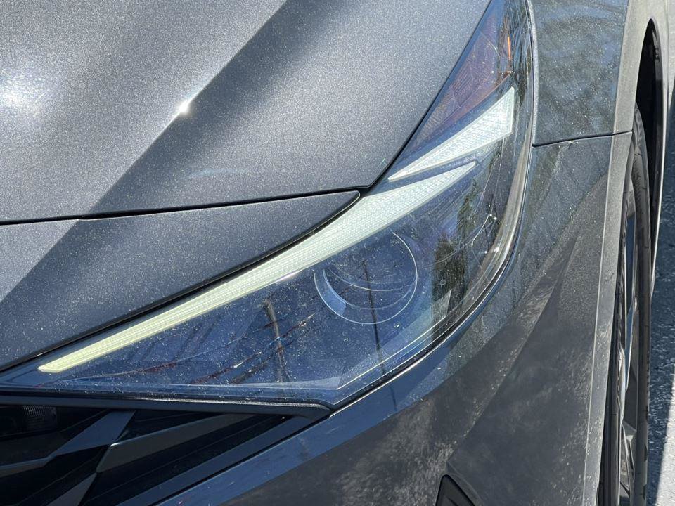 Used 2023 Hyundai Elantra SEL FWD image 28