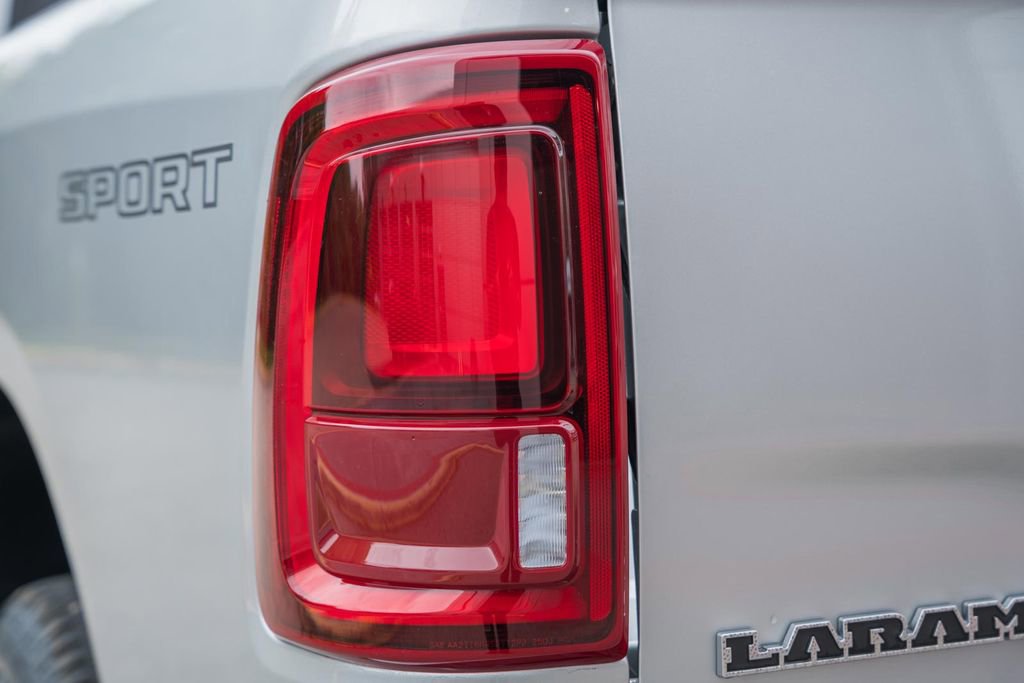New 2026 RAM 2500 Laramie AWD/4WD image 8