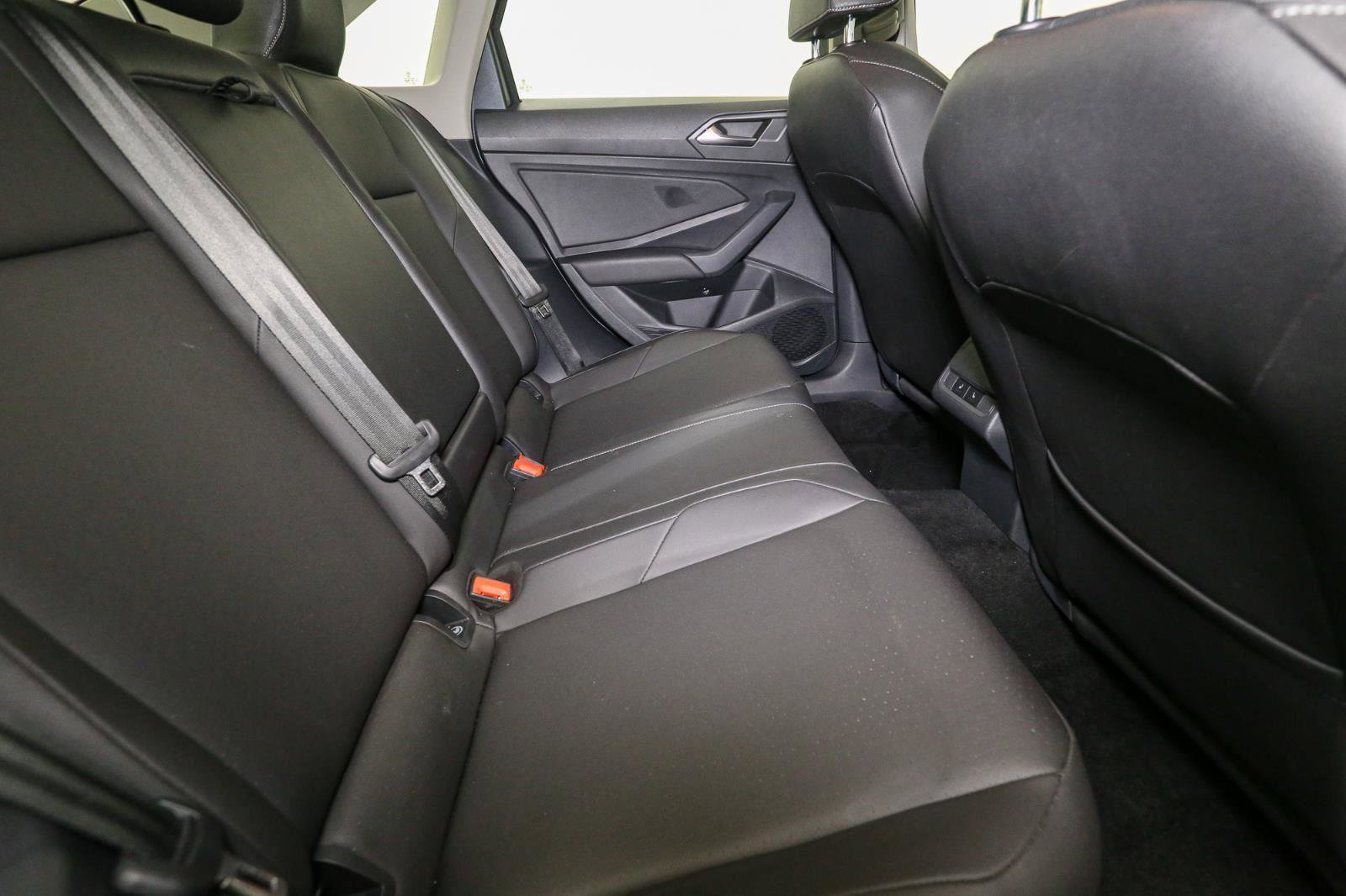 Used 2019 Volkswagen Jetta SEL w/ Cold Weather Package image 22