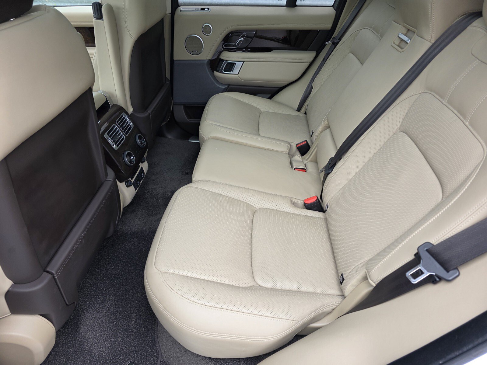 Certified 2022 Land Rover Range Rover Westminster Edition AWD/4WD image 13