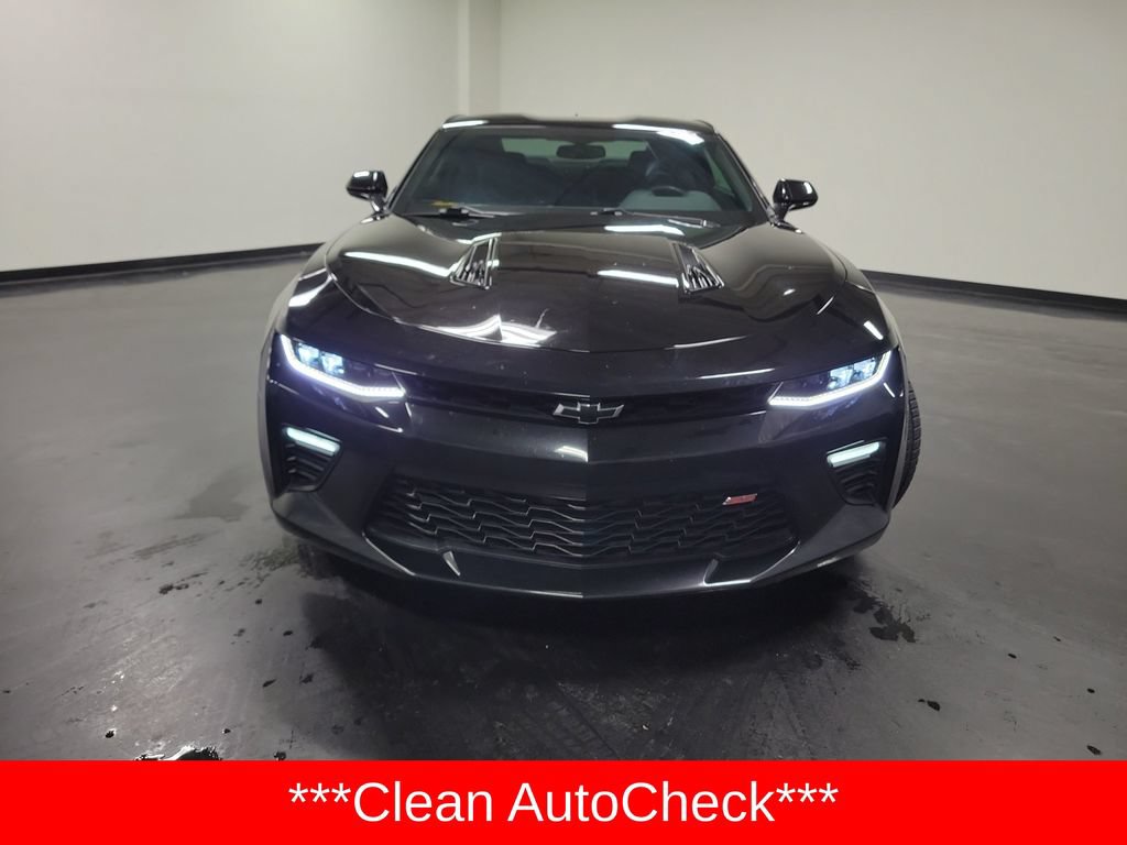 Used 2018 Chevrolet Camaro SS RWD image 2
