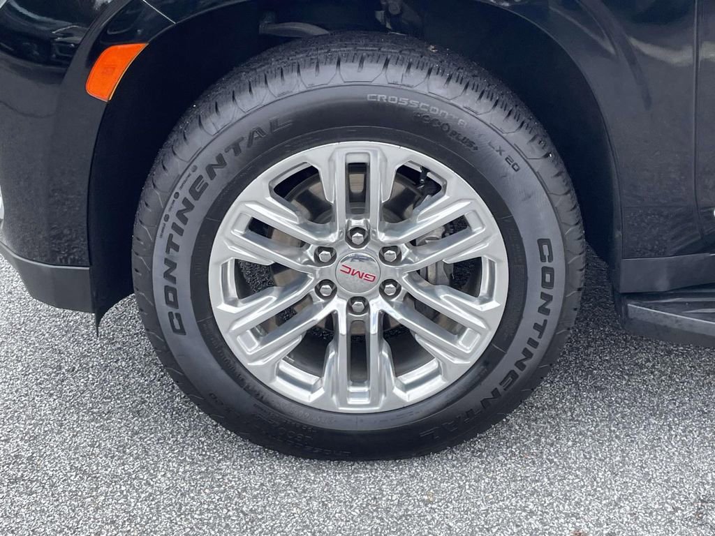 Used 2021 GMC Yukon SLT w/ SLT Premium Package image 9