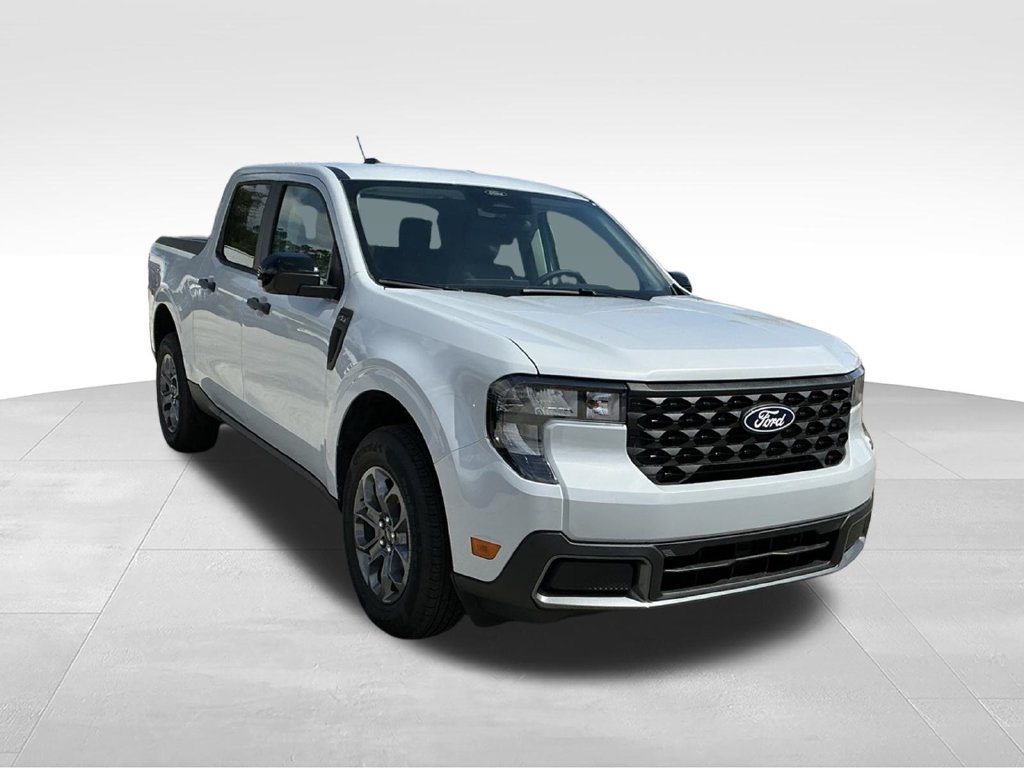 New 2026 Ford Maverick XLT w/ XLT Luxury Package FWD image 13