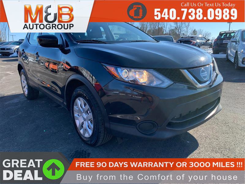 Used 2019 Nissan Rogue Sport S image 1