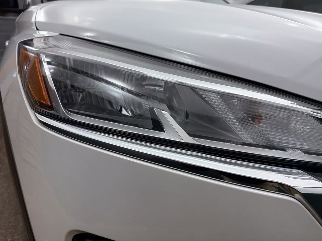 Used 2023 Nissan Kicks SV image 29