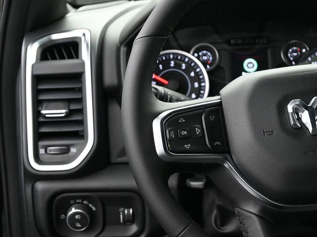 New 2026 RAM 1500 4x4 Crew Cab image 27