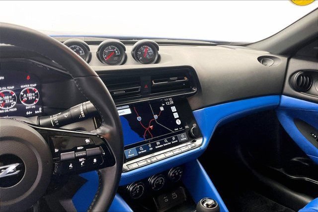 Used 2024 Nissan Z Performance w/ Floor Mat Package RWD image 5