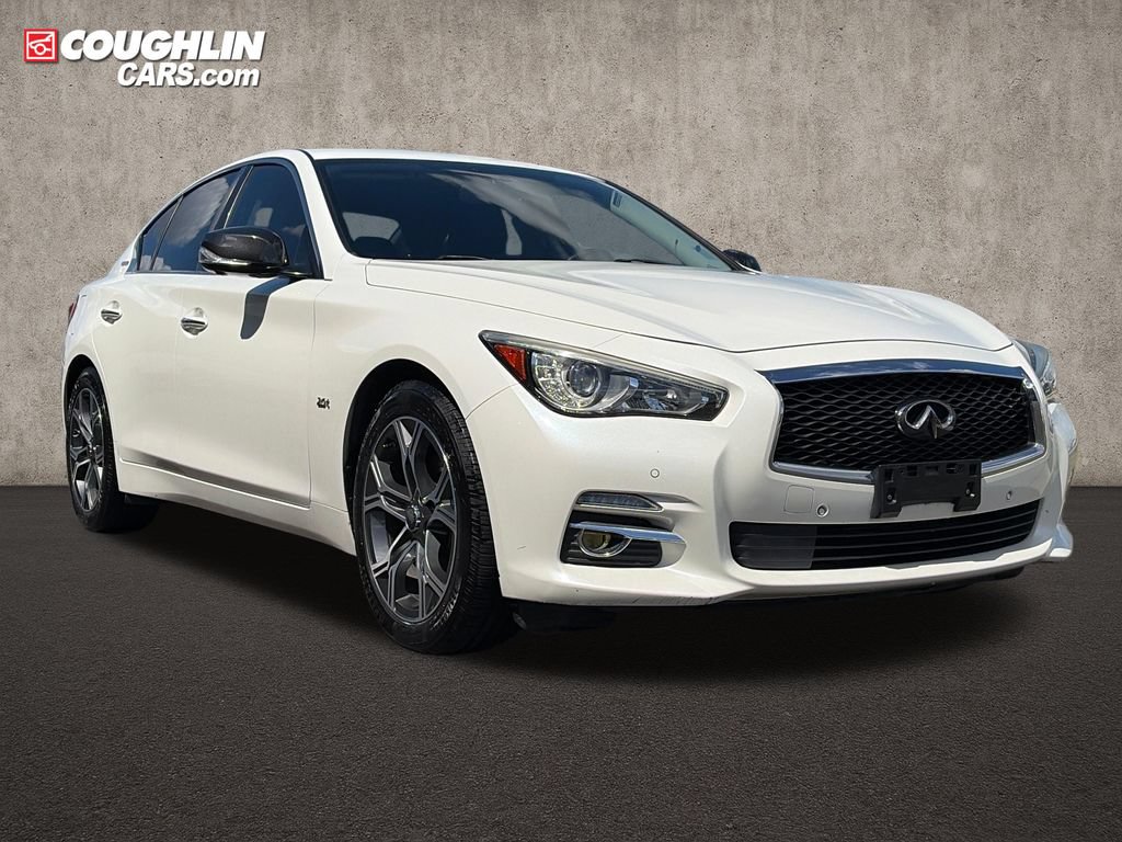 Used 2017 INFINITI Q50 Premium w/ 2.0T Premium Plus Package