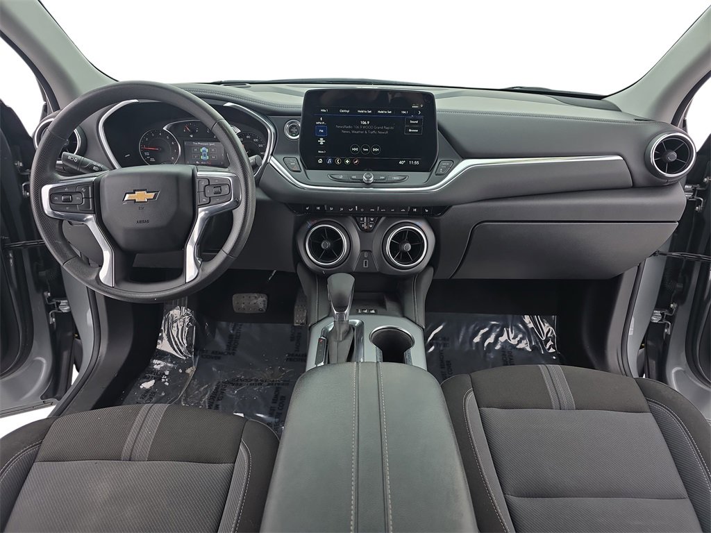 Certified 2023 Chevrolet Blazer LT w/ Convenience Package image 9