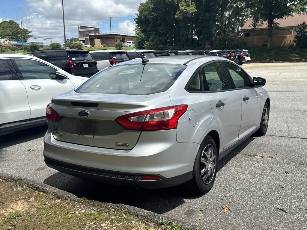 Used 2013 Ford Focus S FWD image 5