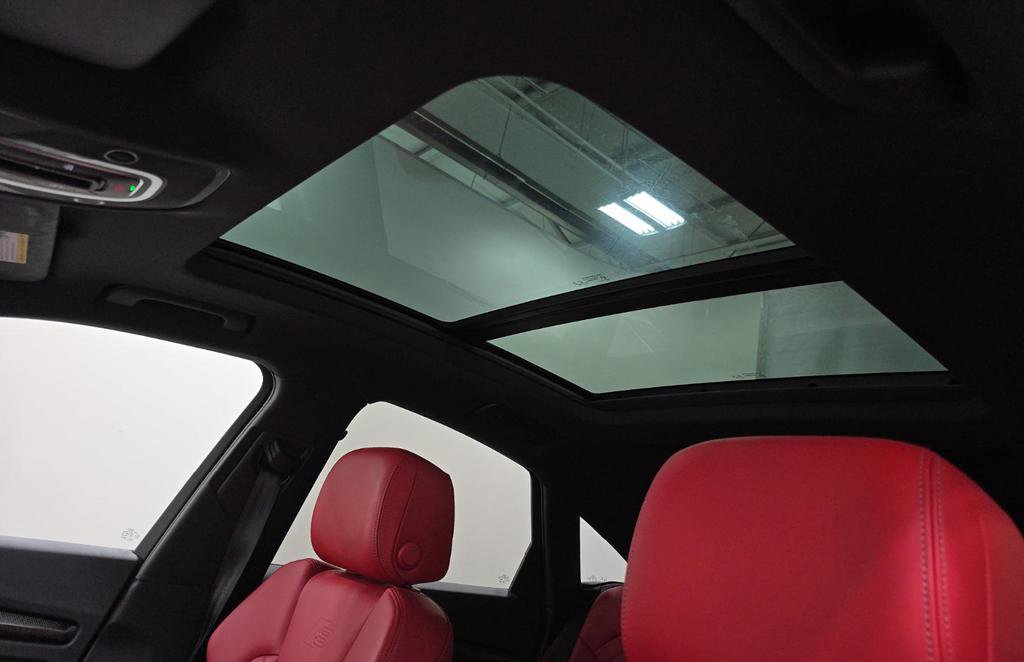 Used 2023 Audi SQ5 Premium Plus w/ Premium Plus Package image 17