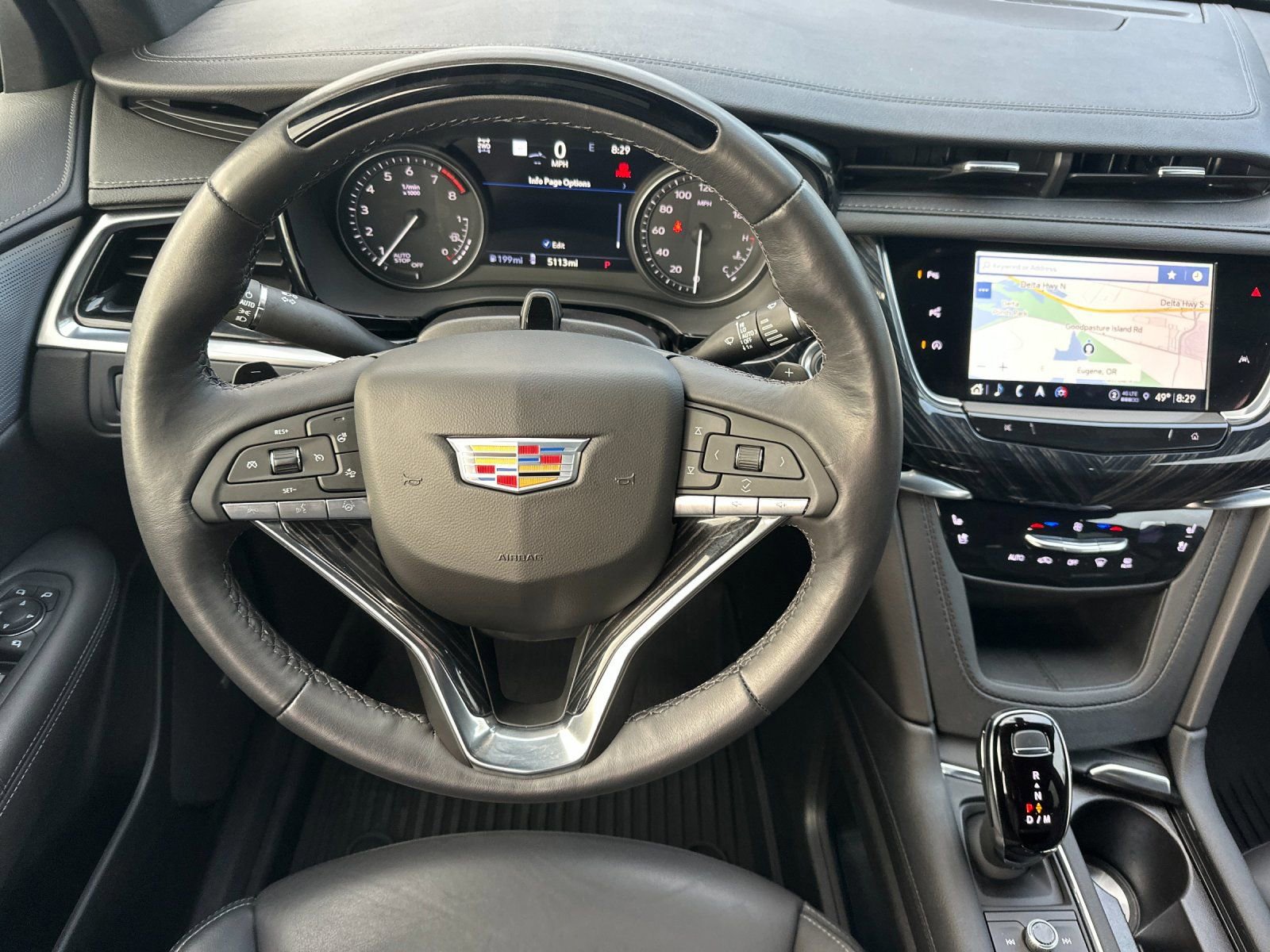 Used 2024 Cadillac XT6 Premium Luxury w/ Technology Package image 13