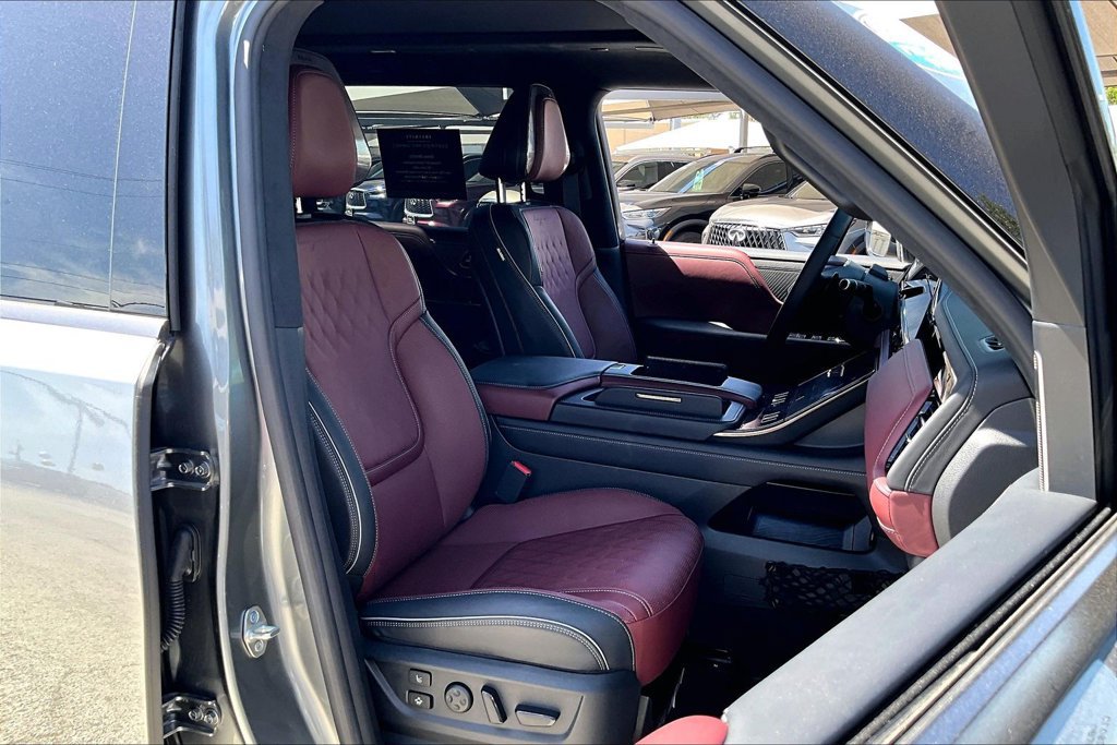 Used 2026 INFINITI QX80 Autograph w/ Premium Cargo Package AWD/4WD image 9
