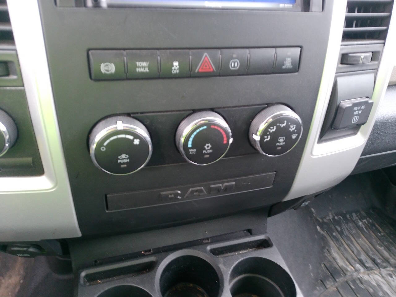 Used 2012 RAM 2500 Big Horn image 30