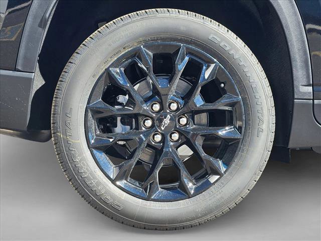 New 2026 Chevrolet Traverse LT w/ Midnight/Sport Edition FWD image 11