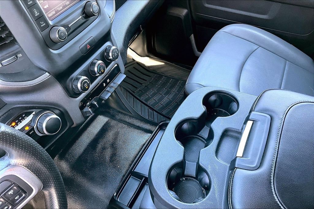 Used 2022 RAM 2500 Tradesman w/ Chrome Appearance Group image 11