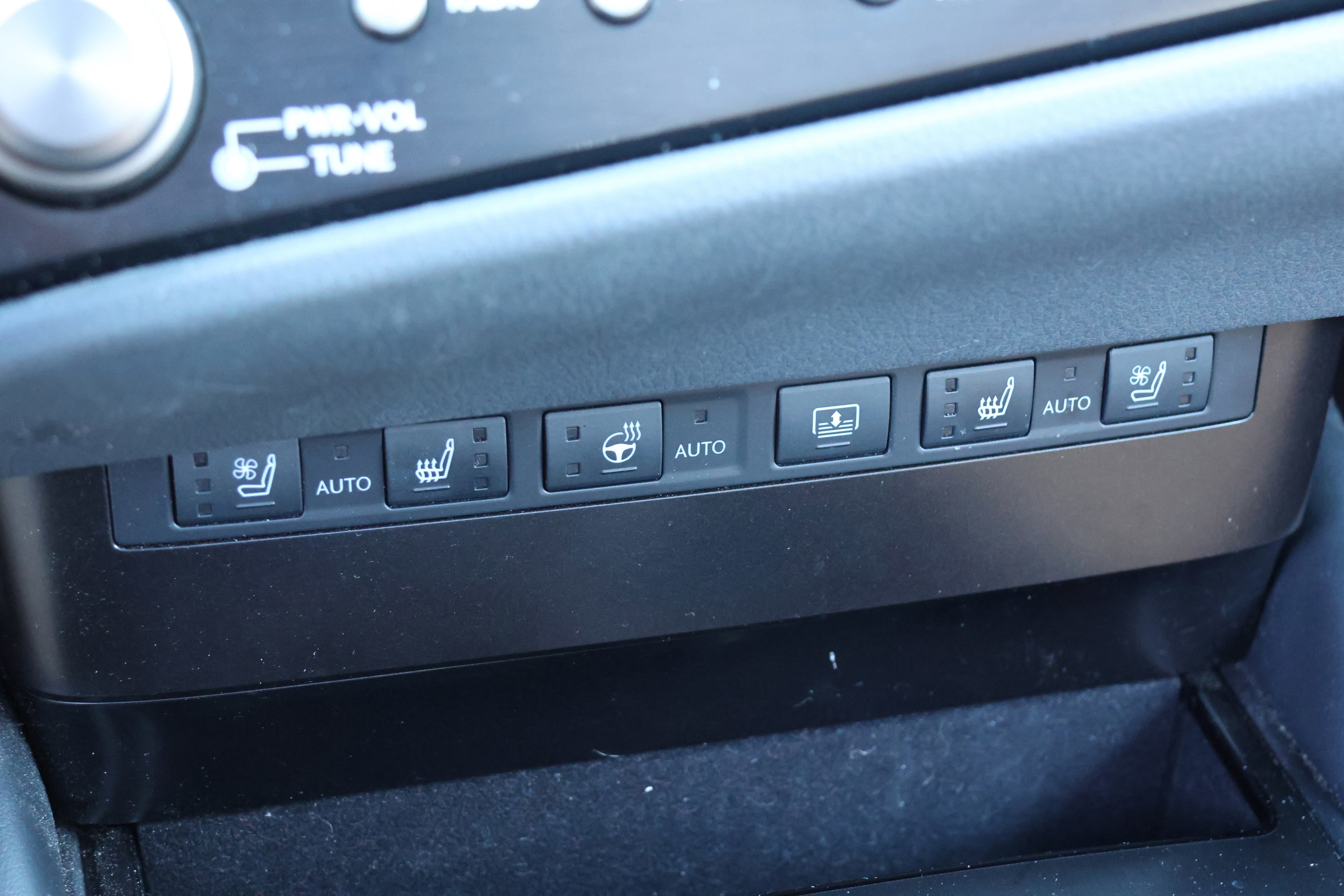 Certified 2024 Lexus ES 350 Ultra Luxury image 27