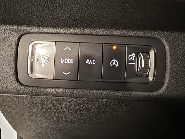 New 2026 Chevrolet Traverse High Country w/ LPO, Floor Liner Package image 17