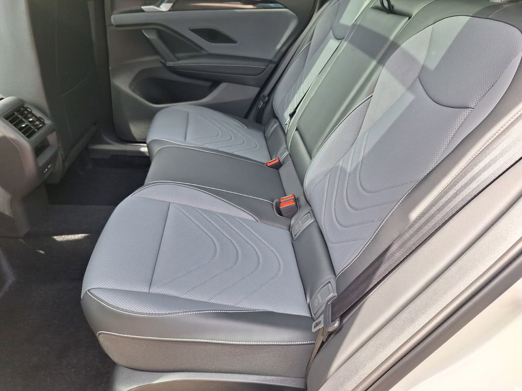 New 2026 Volkswagen Tiguan SE R-Line image 23