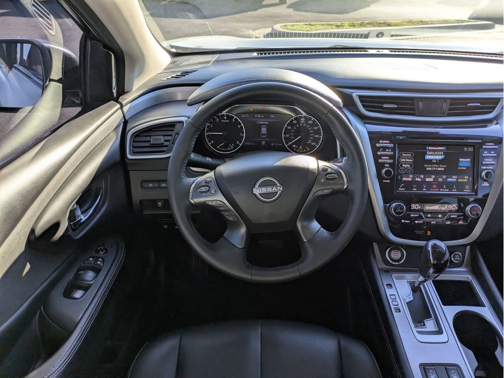 Used 2024 Nissan Murano SV w/ SV Midnight Edition Package image 19