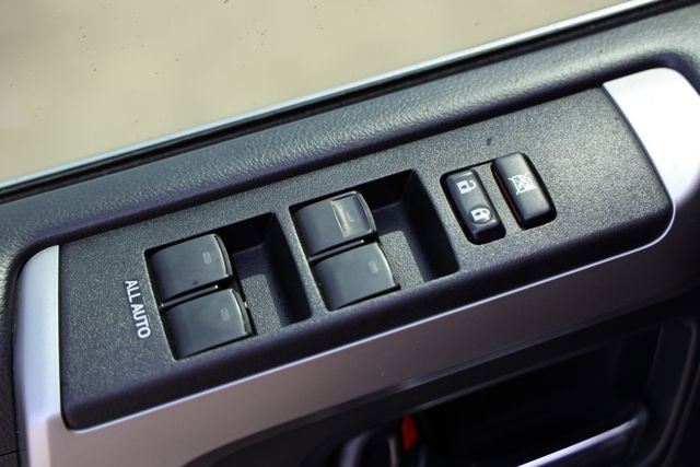 Used 2019 Toyota 4Runner Limited AWD/4WD image 26