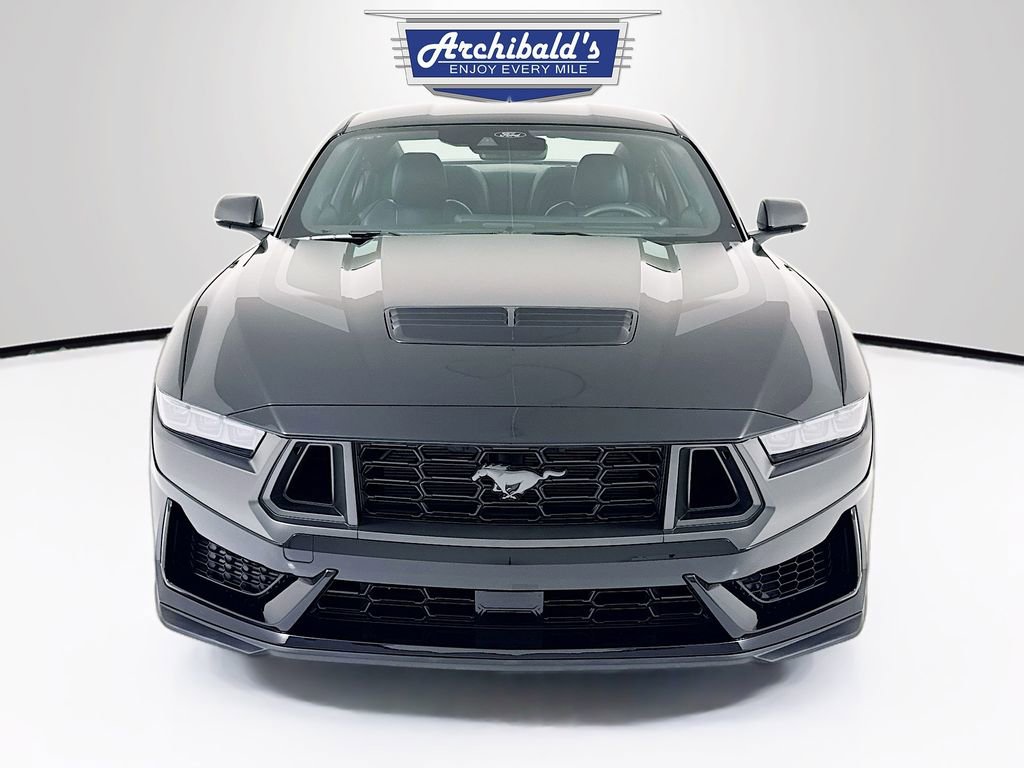 Used 2025 Ford Mustang Dark Horse image 2