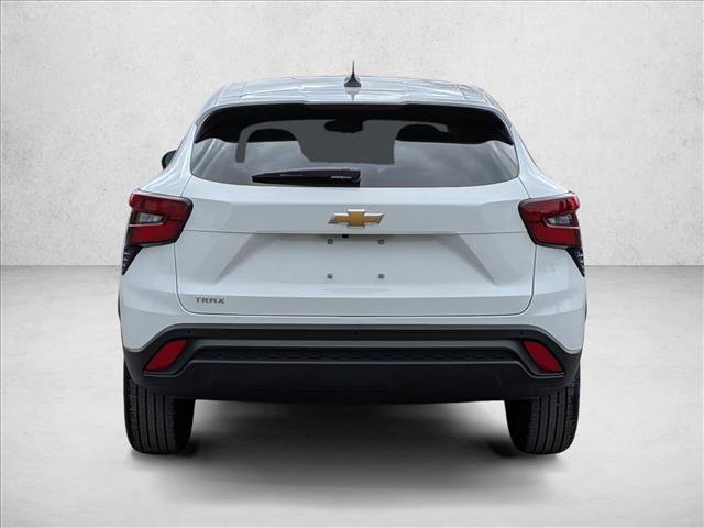 New 2026 Chevrolet Trax LS w/ Driver Confidence Package FWD image 7