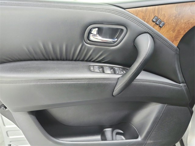 Used 2023 Nissan Armada SL w/ Captain's Chairs Package image 40