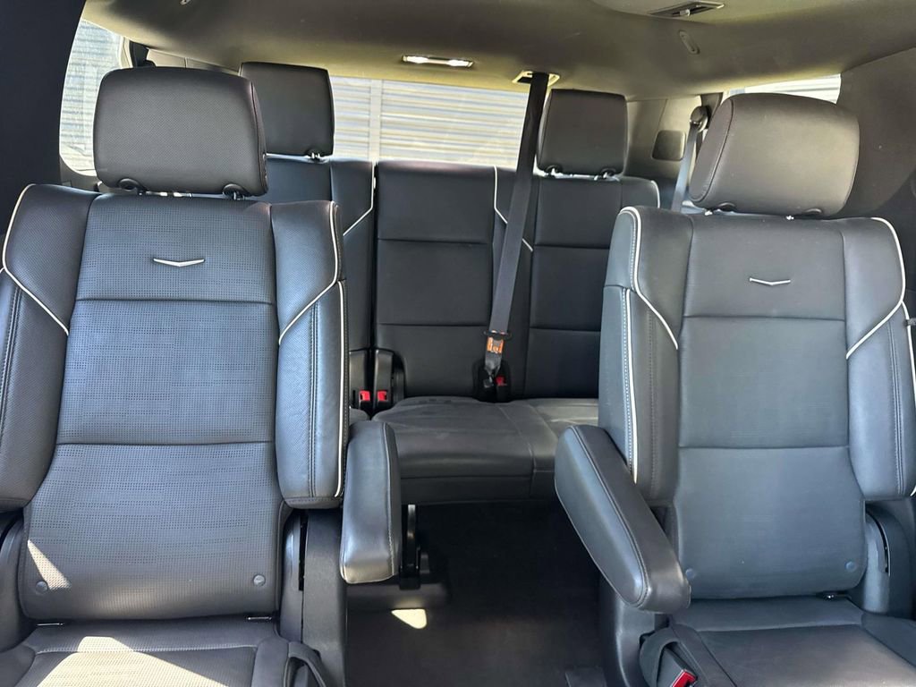 Used 2023 Cadillac Escalade Sport image 14