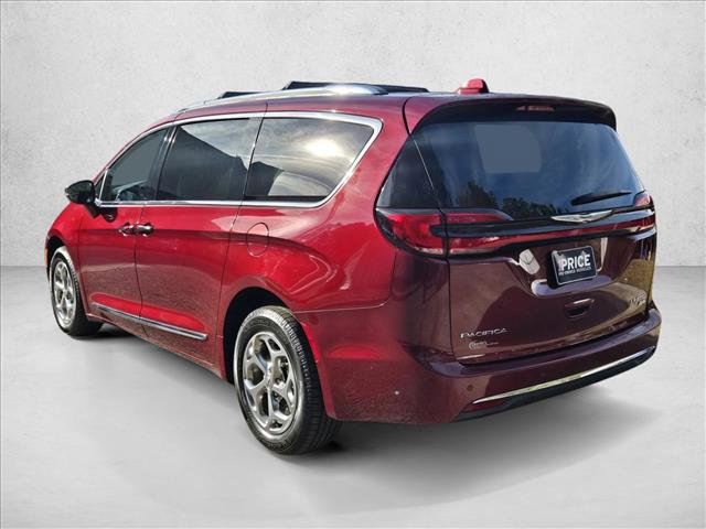 Used 2021 Chrysler Pacifica Limited image 7