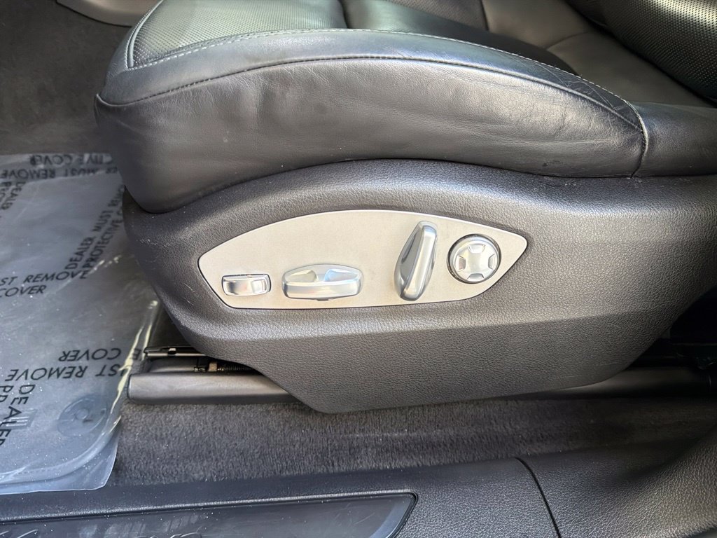 Used 2019 Porsche Macan AWD/4WD image 39