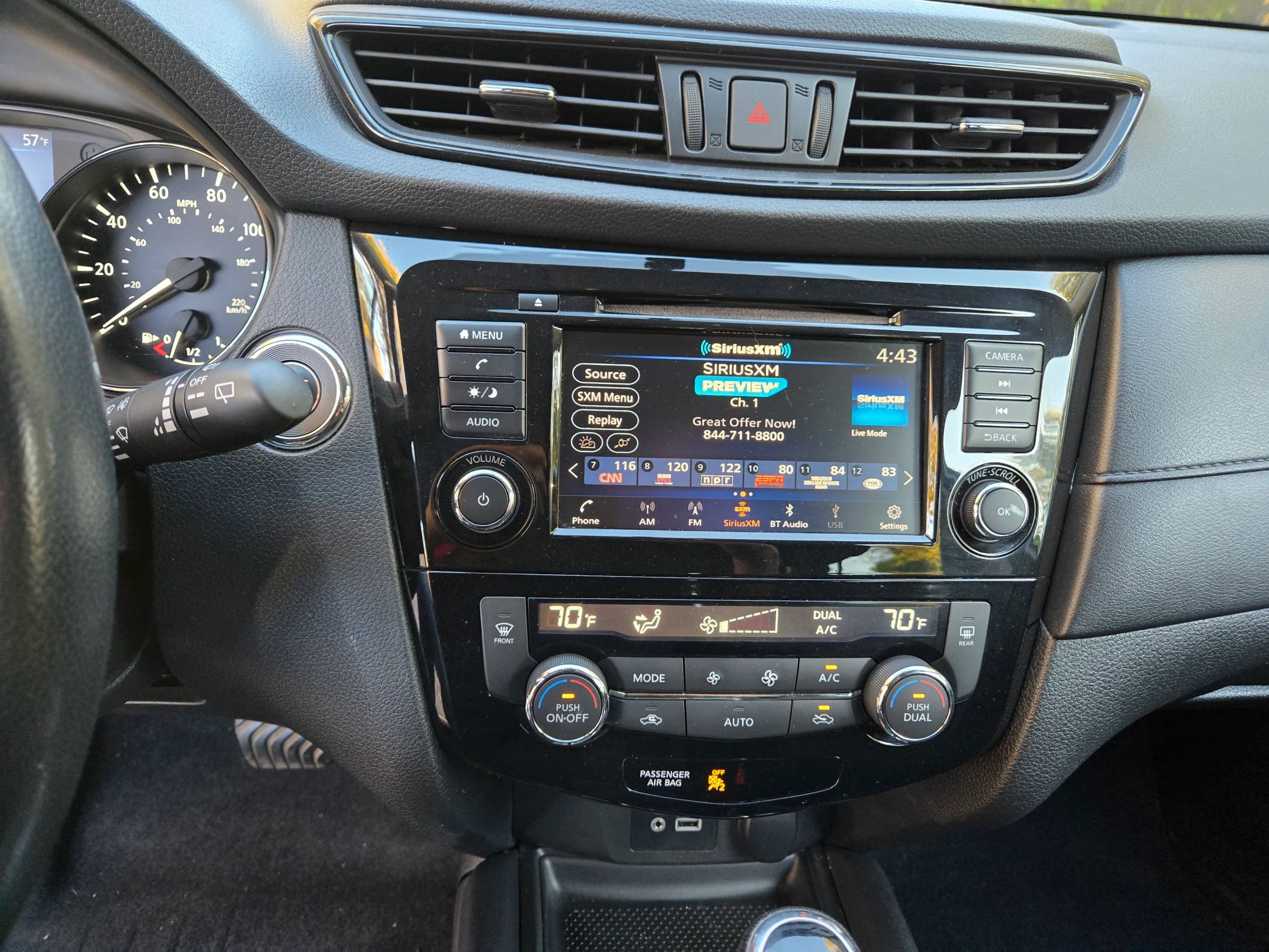 Used 2018 Nissan Rogue SV image 19