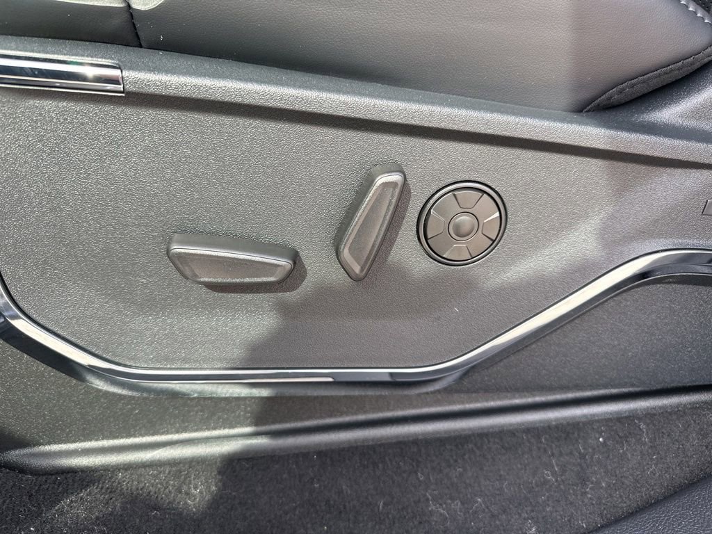 New 2026 Ford F250 Platinum image 19