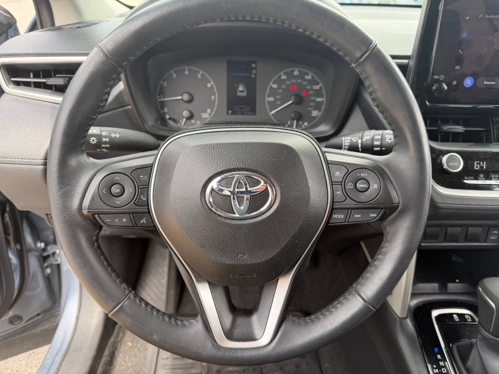 Used 2024 Toyota Corolla Cross LE FWD image 27