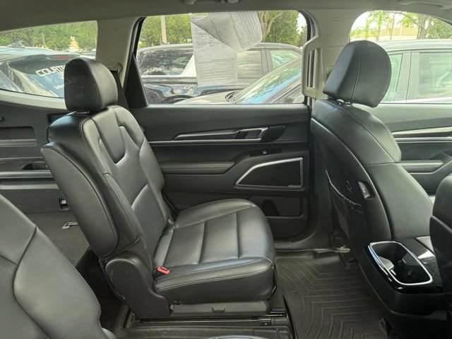 Certified 2024 Kia Telluride S w/ S Sunroof Package FWD image 6