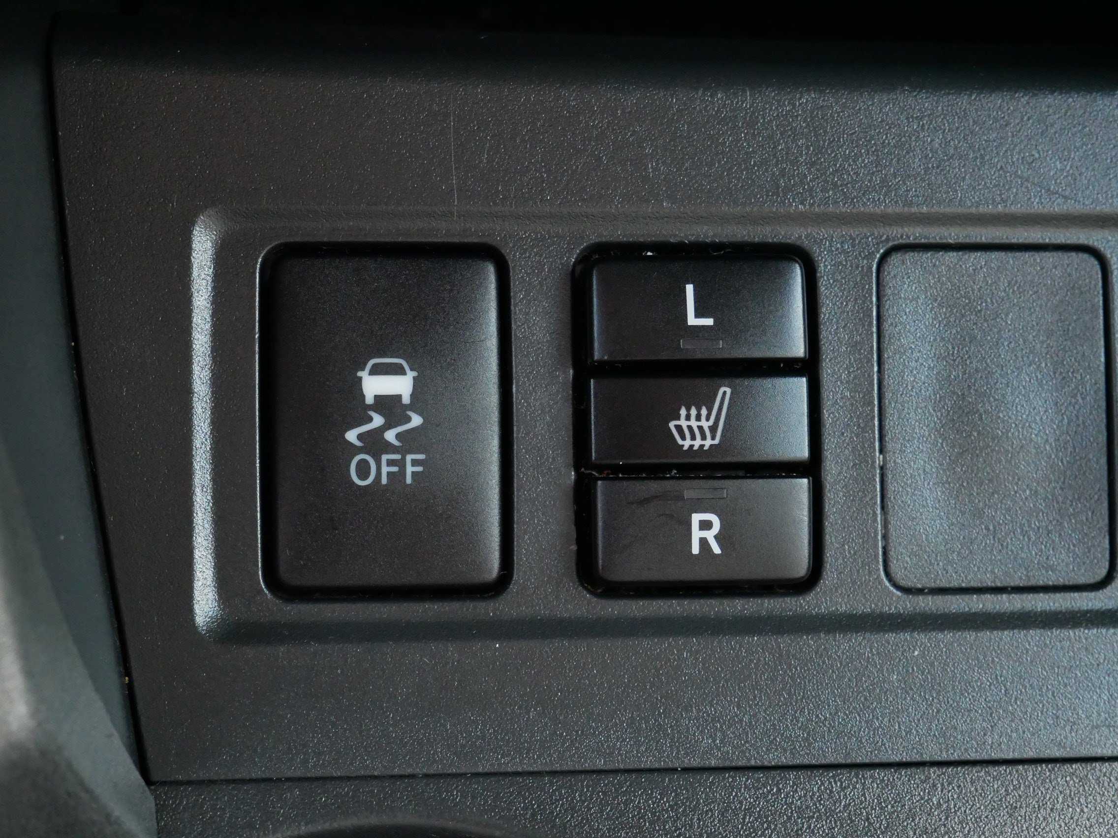 Used 2012 Toyota RAV4 Limited w/ Premium Plus Value Pkg AWD/4WD image 33