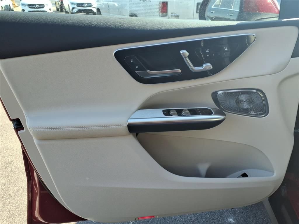 Certified 2026 Mercedes-Benz GLC 300 4MATIC image 11