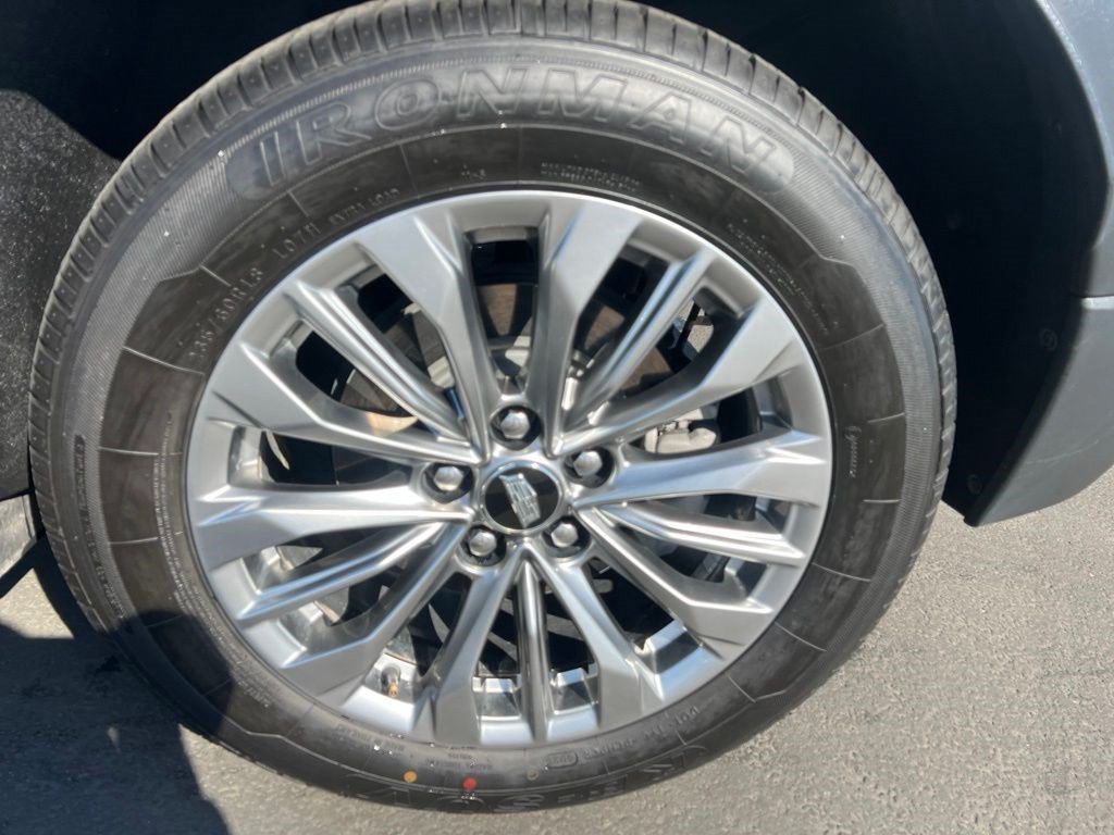Certified 2025 Cadillac XT4 Premium Luxury FWD image 6
